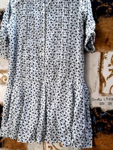 New peplum style  tunic for women's (never wore)smart and elegant Last price 300rs