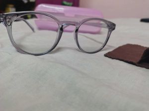Clear Frame Round Eyeglasses