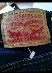 LEVIS JEANS