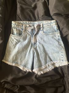 Light Wash Denim Frayed Shorts
