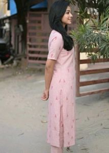 Women's Pink Printed Kurta Set | Size