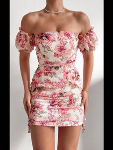 Floral Off-Shoulder Bodycon Dress