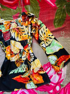 Vibrant Tropical Print Long Sleeve Top