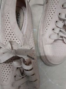 light pink colored shoes for women