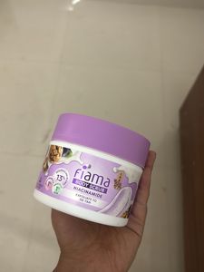 Fiama Body Scrub Niacinamide
