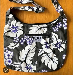 Hawaiian Floral Shoulder Bag