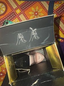 Carolina Herrera Good Girl Blush Perfume