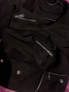 black cropped jacket