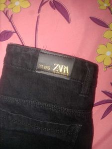Midnight Black Wide-Leg Cargo Jeans