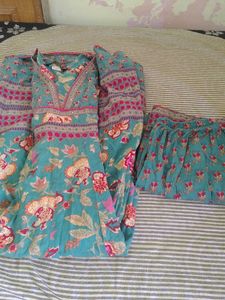 Beautiful Teal Kurta Set with Floral Print