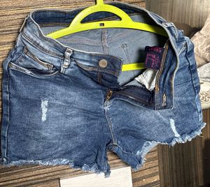 KRAUS Blue Denim Ripped Shorts