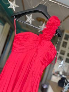 Elegant Red Strapless Gown