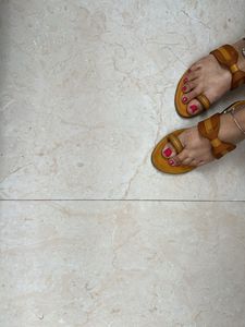 Stylish Brown Toe-Ring Sandals