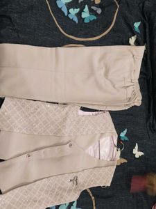 Boys 3-Piece Party/Wedding Suit (new without tag)