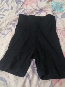 Ribbed Black Biker Shorts