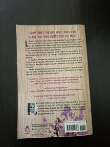 It Ends With Us by Colleen Hoover