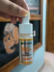 Garnier Bright Complete Serum