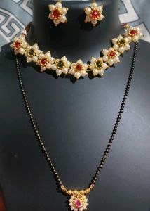 Pearl Flower Necklace &amp; Earring Set