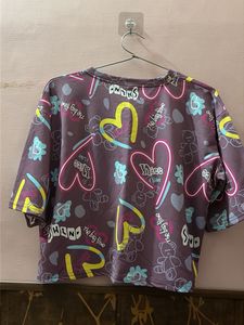 Cute Graphic "Be Happy" T-Shirt