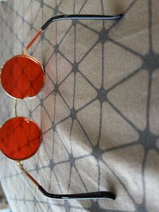 Round Red Lens Sunglasses