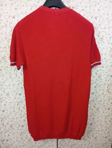 UCB Men's Red Textured knitted tshirt
