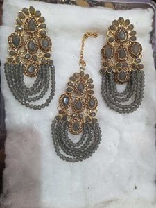 Elegant Grey Bead Jewelry Set