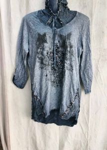 81810. Blue Sequined Tunic Top