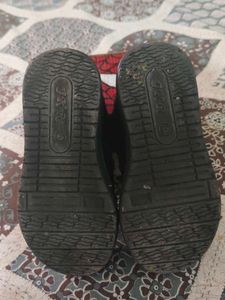 Cute Black Velcro school Sneakers