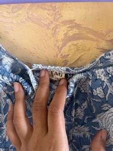 Blue Floral Print Crop Top