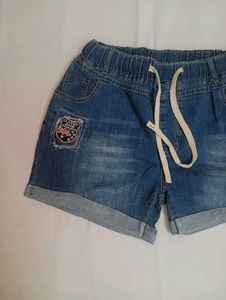 Cute Denim Shorts with Patches