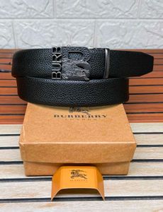 BURBERRY Black Leather Belt