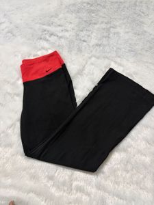 Nike workout M size  flare pant