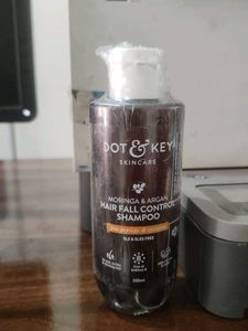 Dot & Key Hair Fall Control Shampoo