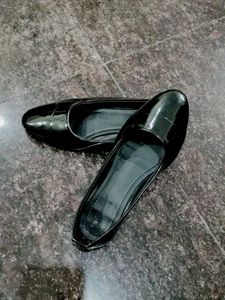Classic Black Patent Ballerina heals