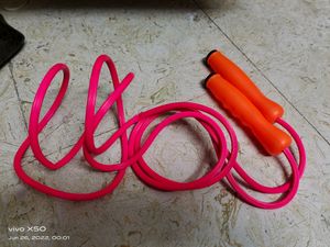 Skipping rope plastic handle