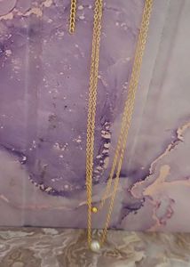 Gold Tone Layered Pearl Necklace New peice 💕
