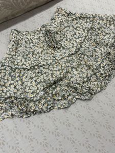 Flowy Floral Ruffle Skirt
