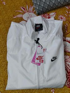 Nike  Jacket New With Tag
