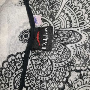 Black &amp; White Paisley Tunic Top