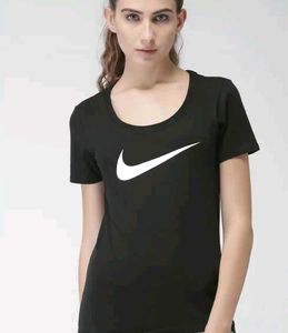 Nike Black Logo T-Shirt