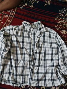 Classic Plaid Button-Up Shirt