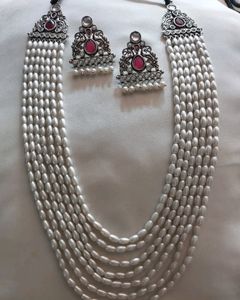 New Arrivals ❤️ Beautiful Pearl Long Neckpeice With Earrings 👌👌👌 TOTALLY NEW ❤️ 💯
