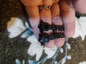 Elegant Black Rhinestone Choker with earrings.