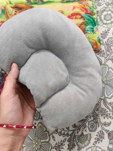 Assorted Decorative Pillows Set