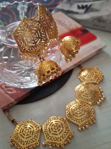 Gold Plated Necklace &amp; Earring Set