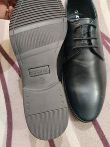 Brand New Leather Men Formal Shoes