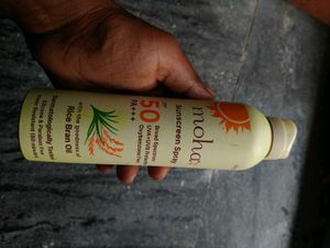 Moha SPF 50 Sunscreen Spray with Rice Bran Oil