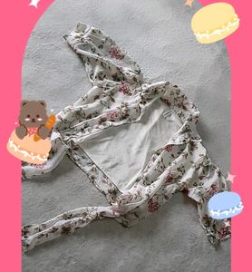 Floral Knot Top 💐
