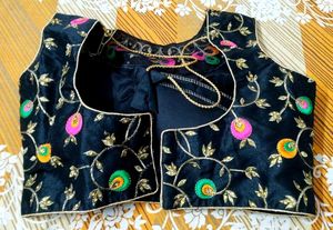 Embroidered Black Blouse🥰✨