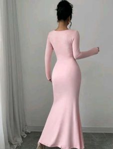 beautiful pink bodycon dress